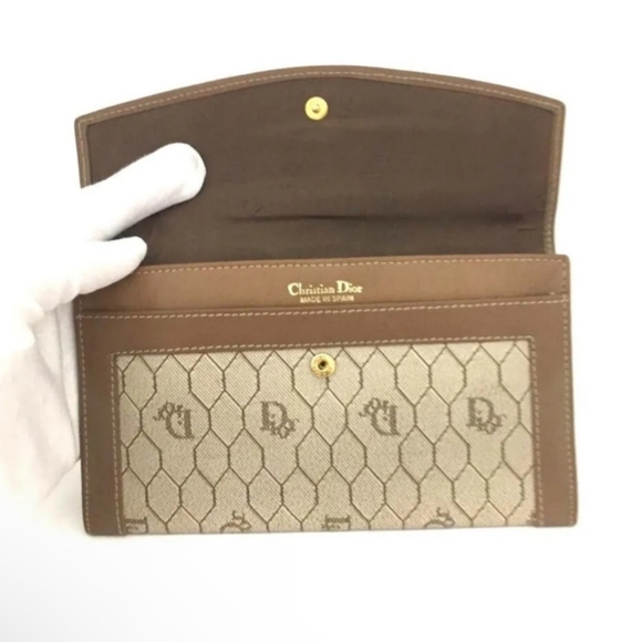 Christian Dior Honeycomb PVC Frame Long Bifold Wallet/clutch with kisslock coin - Picture 2 of 11